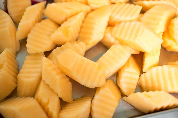 فروش سیب زمینی نیمه آماده شرکتی + قیمت خرید به صرفه